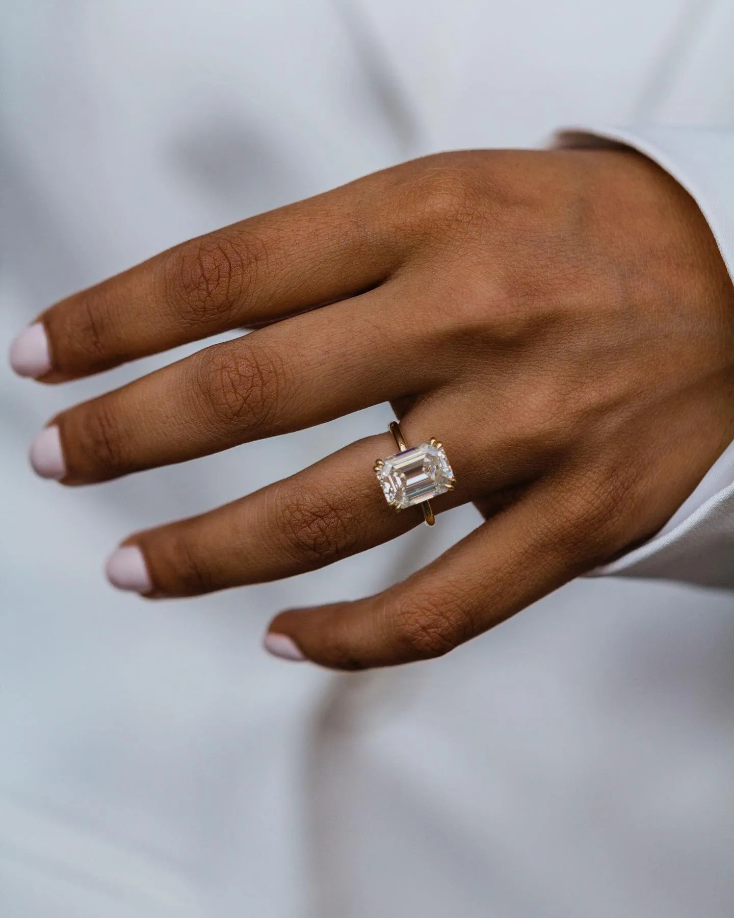 Moissanite Ring - Eski Maden Zümrüt Kesim 6 Karat