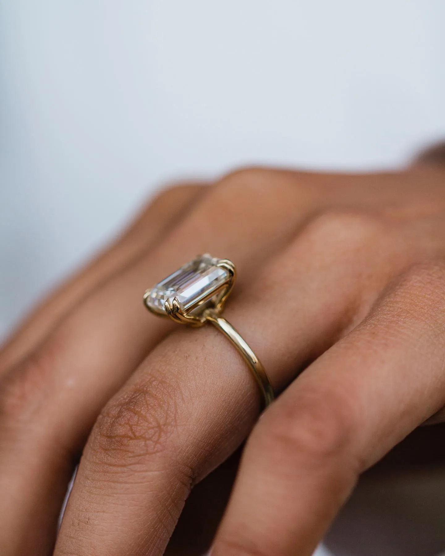 Eski Maden Zümrüt Kesim 6 Kara - Moissanite Ring incelemesi ve fiyatı